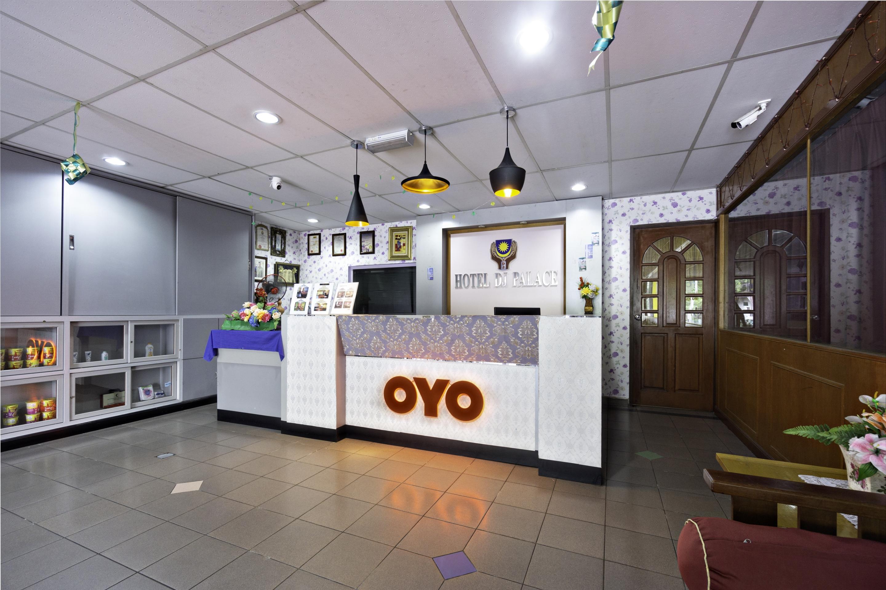 Oyo 44101 ホテル Dj パレス ルムット エクステリア 写真